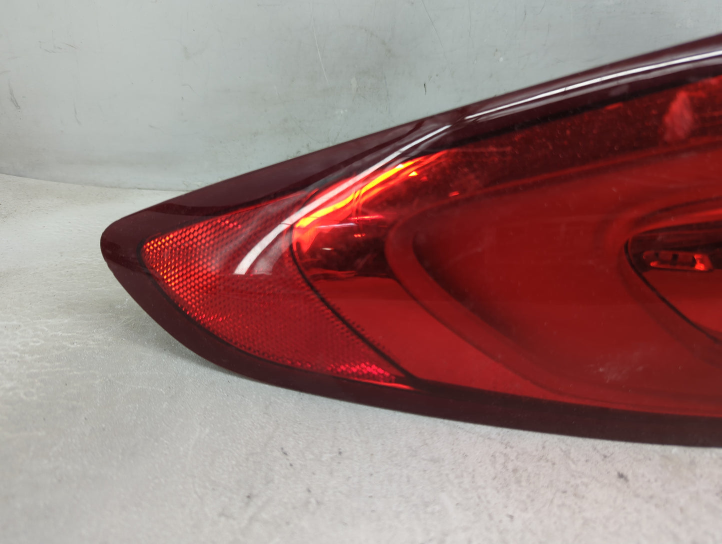 2017-2020 Ford Fusion Tail Light Assembly Driver Left OEM P/N:HS73-13405-AD Fits Fits 2017 2018 2019 2020 OEM Used Auto Part