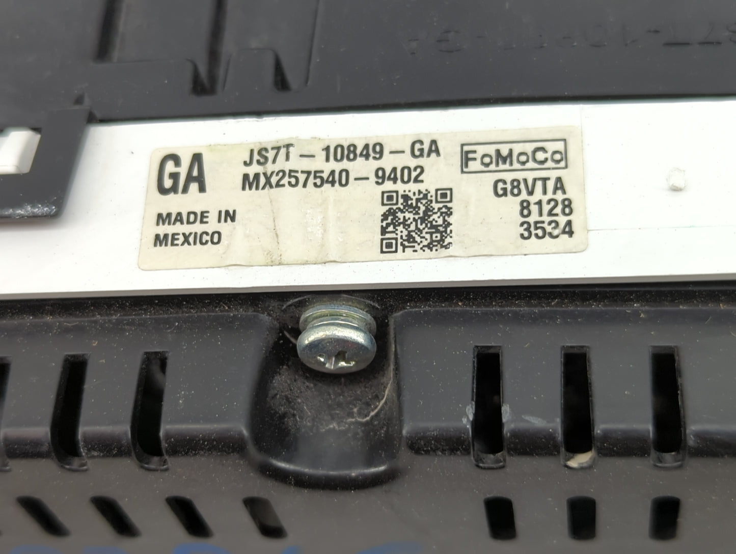 2018 Ford Fusion Instrument Cluster Speedometer Gauges P/N:JS7T-10849-GA Fits OEM Used Auto Parts - Oemusedautoparts1.com