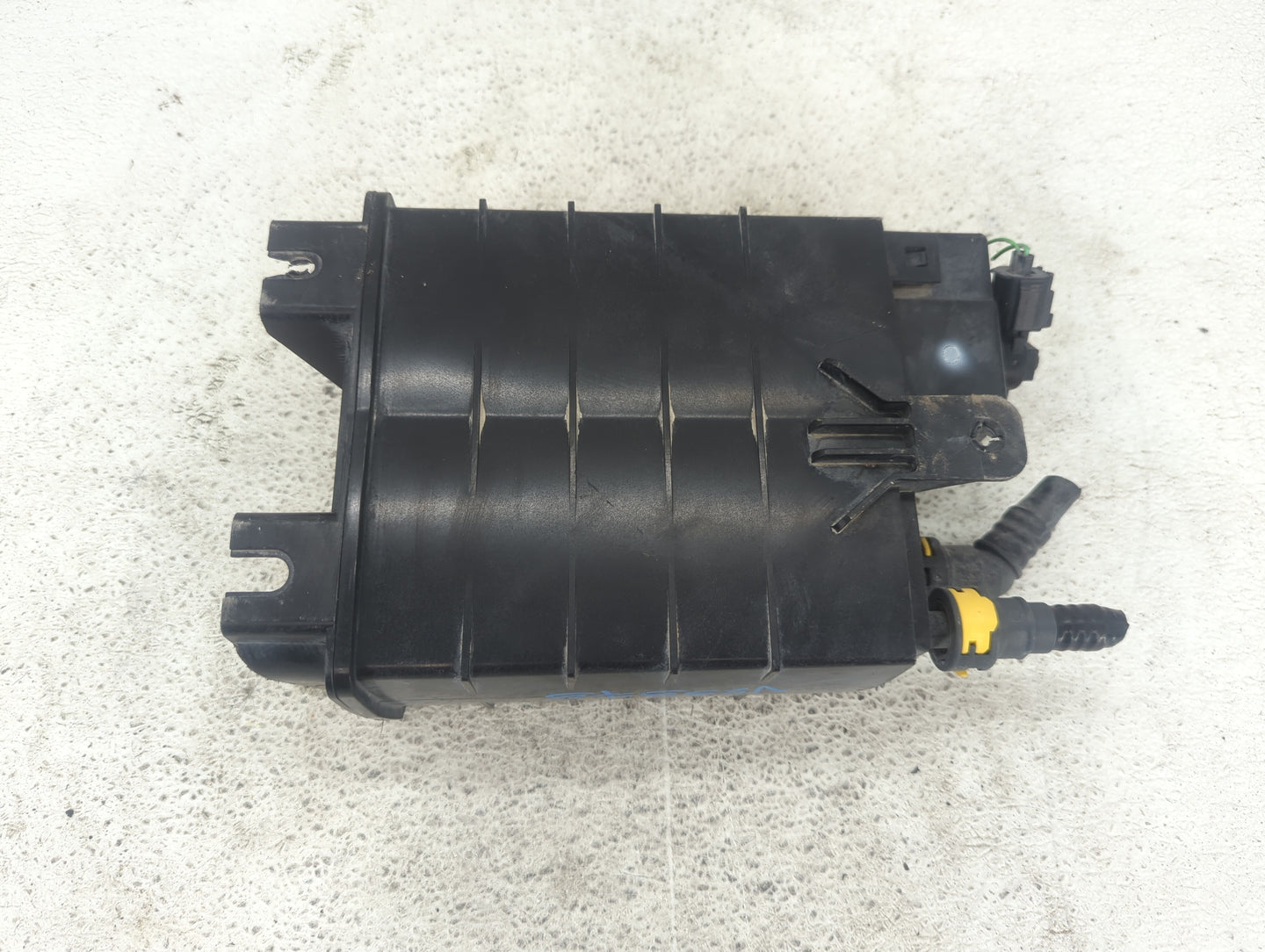 2018 Ford Fusion Fuel Vapor Charcoal Canister 1436852 - Oemusedautoparts1.com
