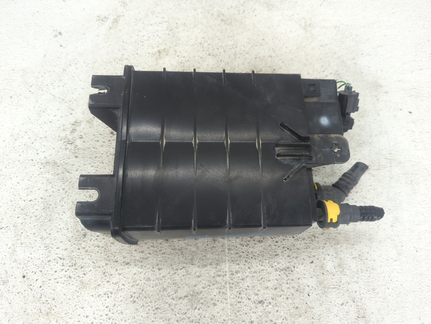 2018 Ford Fusion Fuel Vapor Charcoal Canister 1436852 - Oemusedautoparts1.com