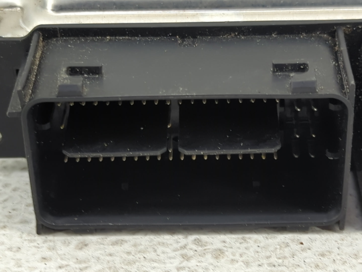 2017-2019 Ford Fusion PCM Engine Control Computer ECU ECM PCU OEM P/N:HS7A-12A650-ABB GS7A-12B684-AA Fits Fits 2017 2018 201