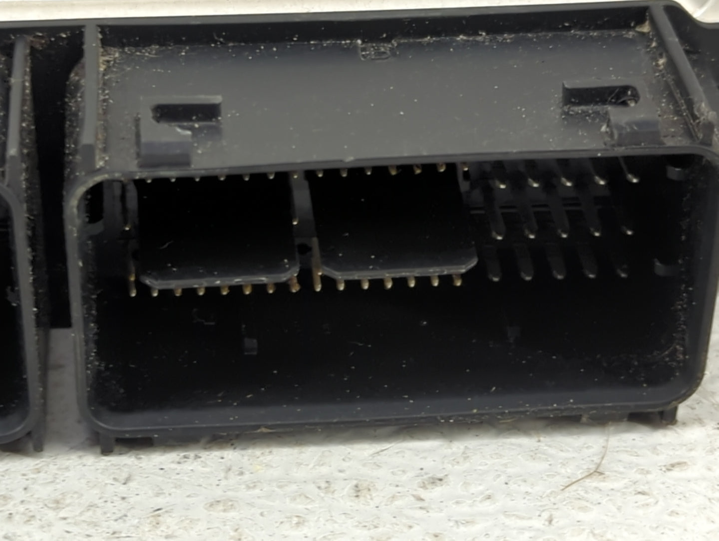 2017-2019 Ford Fusion PCM Engine Control Computer ECU ECM PCU OEM P/N:HS7A-12A650-ABB GS7A-12B684-AA Fits Fits 2017 2018 201