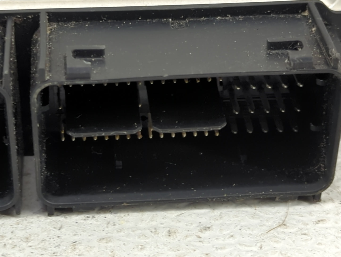 2017-2019 Ford Fusion PCM Engine Control Computer ECU ECM PCU OEM P/N:HS7A-12A650-ABB GS7A-12B684-AA Fits Fits 2017 2018 201
