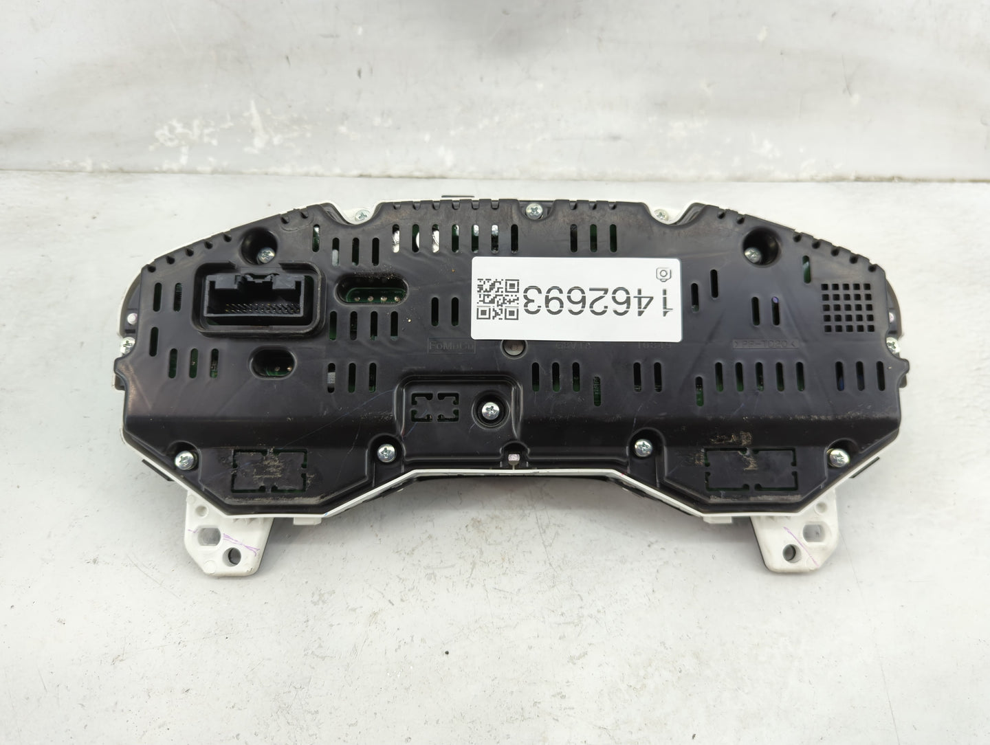 2018 Ford Fusion Instrument Cluster Speedometer Gauges P/N:JS7T-10849-GA MX257540-9402, S7T-10890-GA Miles: Fits OEM Used Au