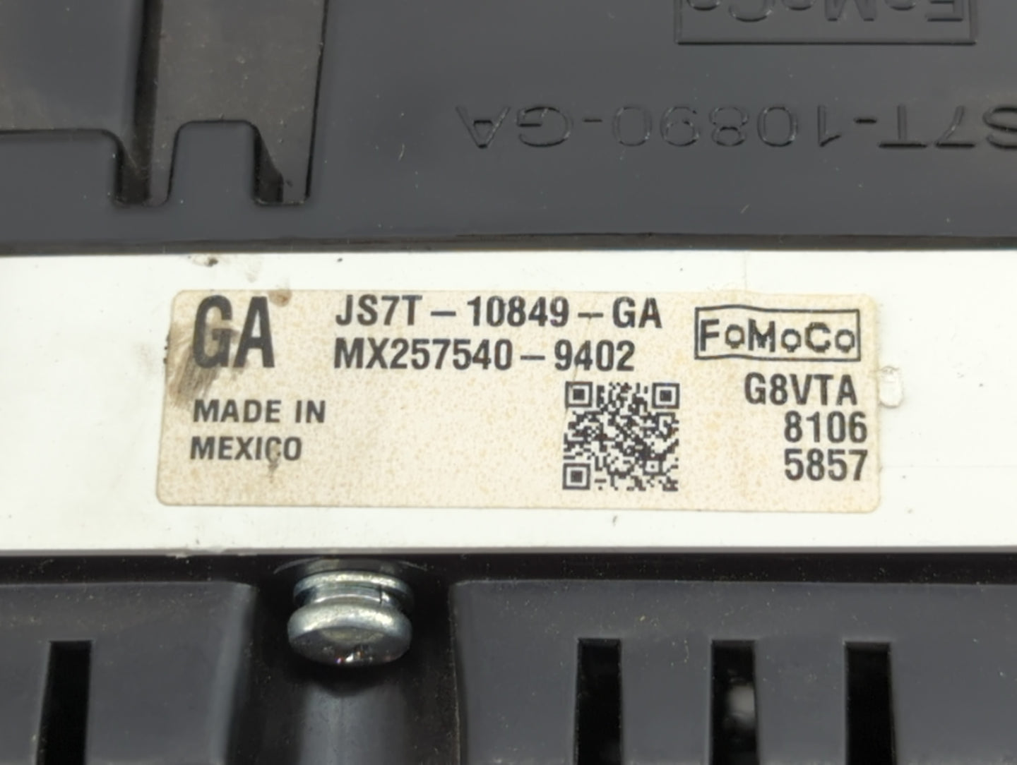 2018 Ford Fusion Instrument Cluster Speedometer Gauges P/N:JS7T-10849-GA MX257540-9402, S7T-10890-GA Miles: Fits OEM Used Au