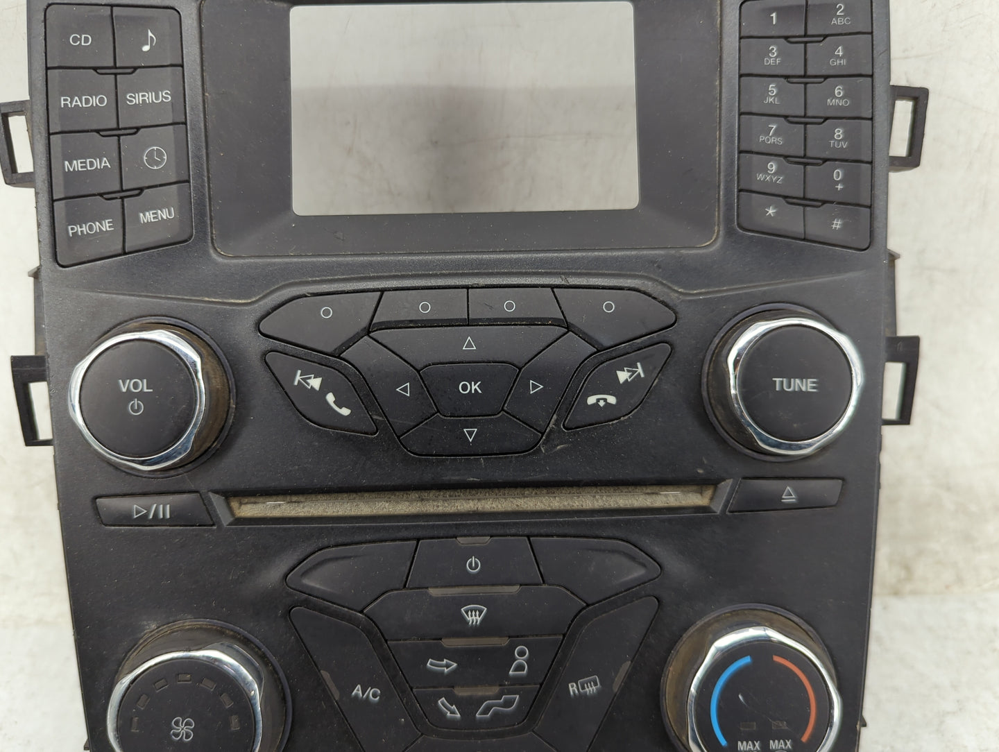 2017-2018 Ford Fusion Radio AM FM Cd Player Receiver Replacement P/N:HS7T-18E243-PA Fits Fits 2017 2018 OEM Used Auto Parts 