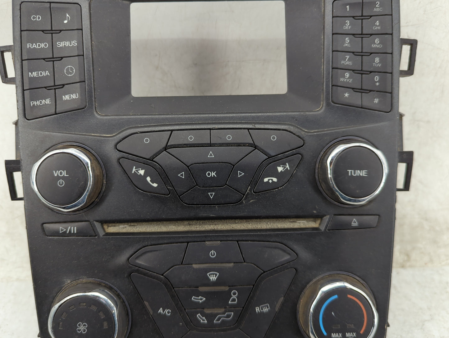 2017-2018 Ford Fusion Radio AM FM Cd Player Receiver Replacement P/N:HS7T-18E243-PA Fits Fits 2017 2018 OEM Used Auto Parts 
