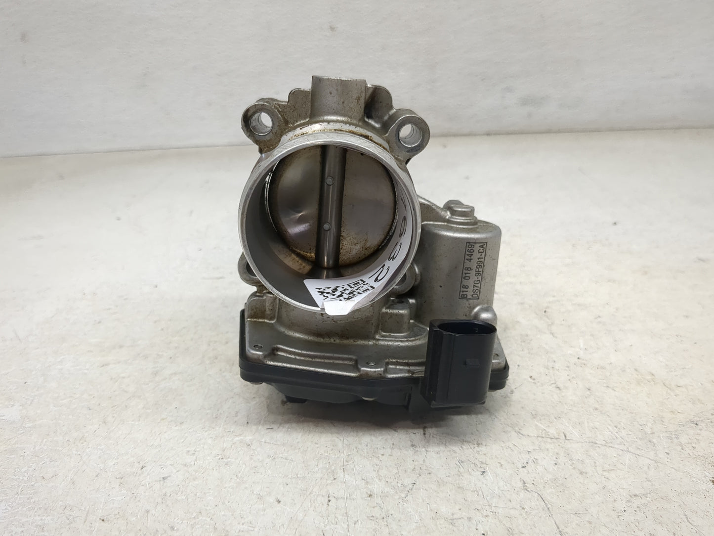 2014-2020 Ford Fusion Throttle Body P/N:DS7G-9F991-CA 8181018 4469 Fits Fits 2014 2015 2016 2017 2018 2019 2020 OEM Used Aut