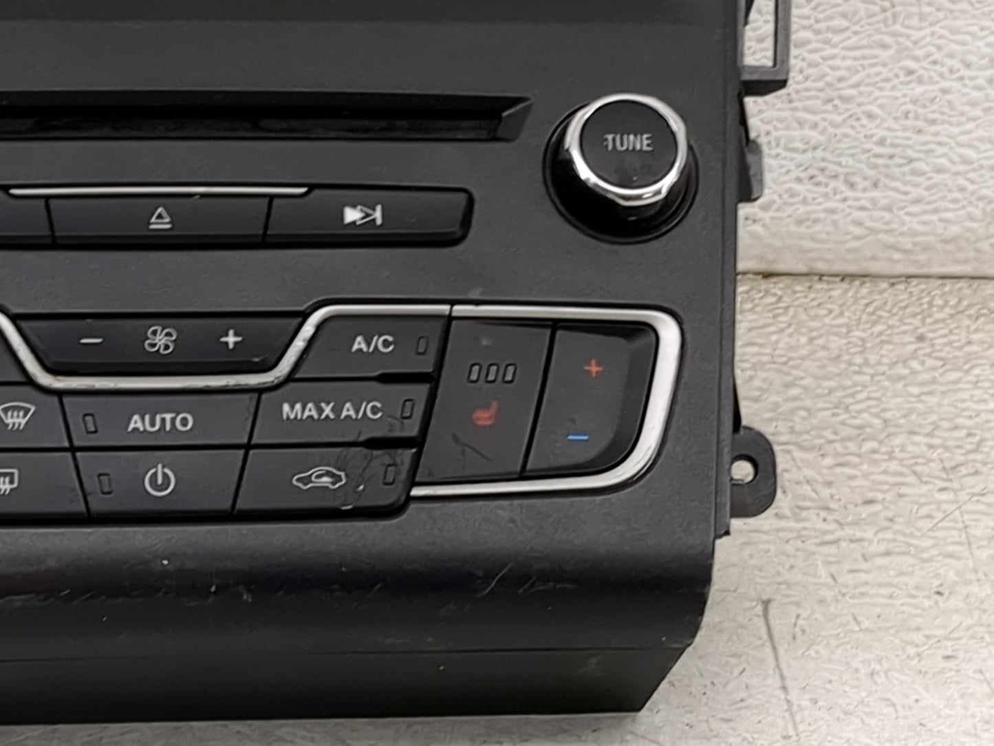 2017-2020 Ford Fusion Radio Control Panel 1467646 - Oemusedautoparts1.com