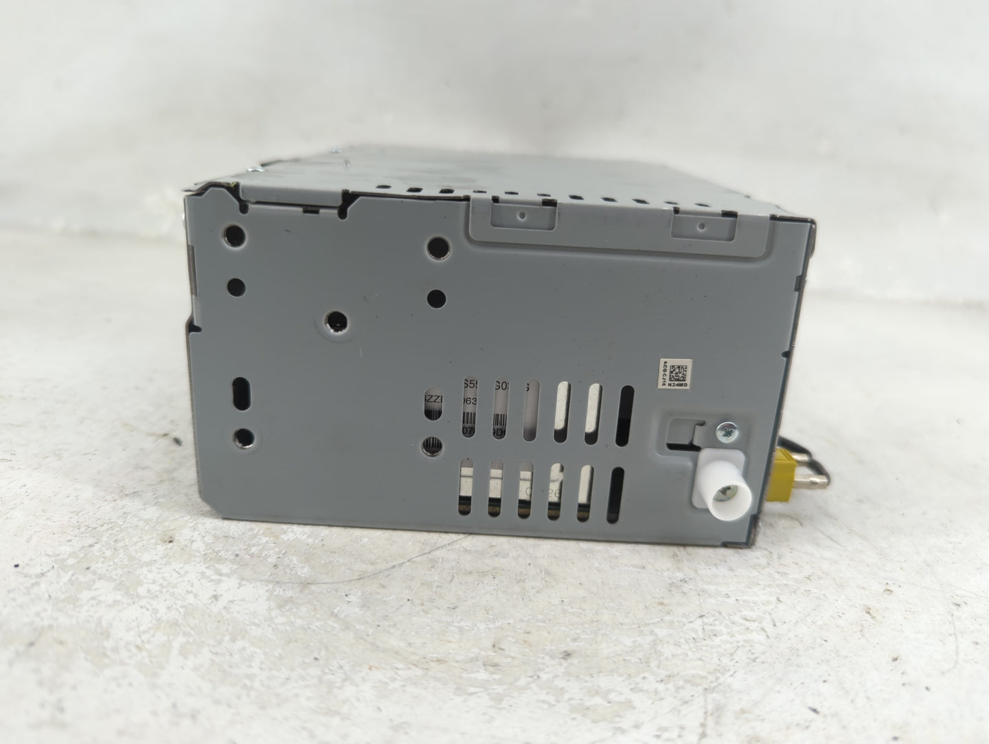 2016-2020 Ford Fusion Radio AM FM Cd Player Receiver Replacement P/N:CQ-CJ16N24MD FCQCJ16N2D107455 Fits OEM Used Auto Parts 
