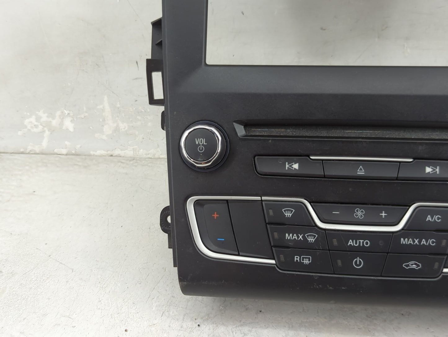 2017-2020 Ford Fusion Radio Control Panel 1469234 - Oemusedautoparts1.com