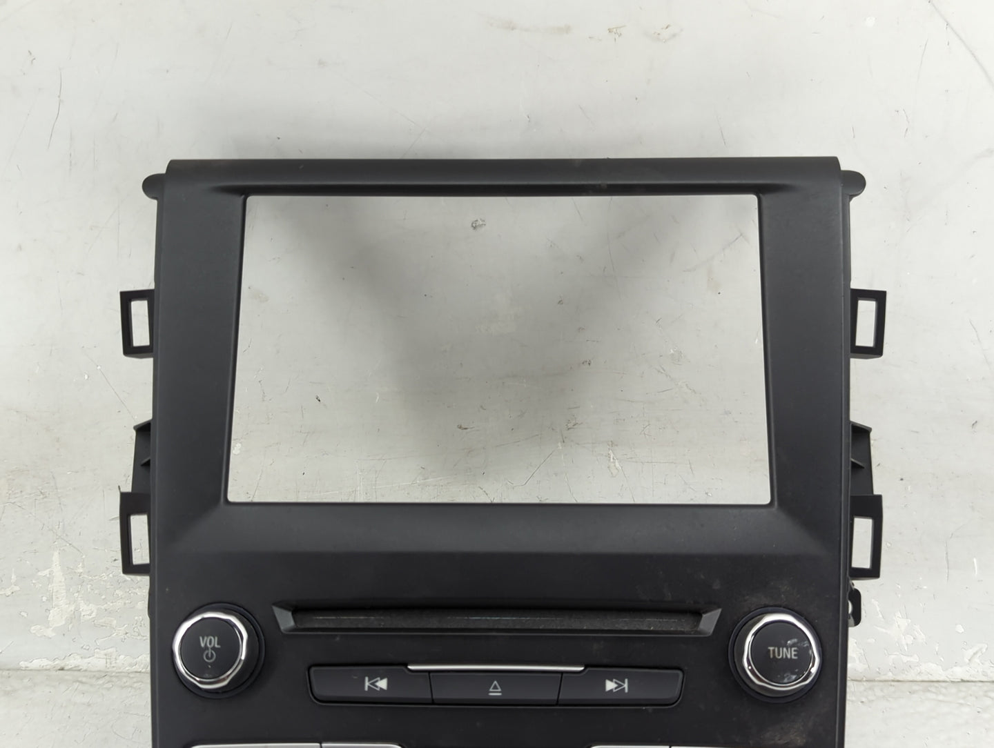 2017-2020 Ford Fusion Radio Control Panel 1469234 - Oemusedautoparts1.com