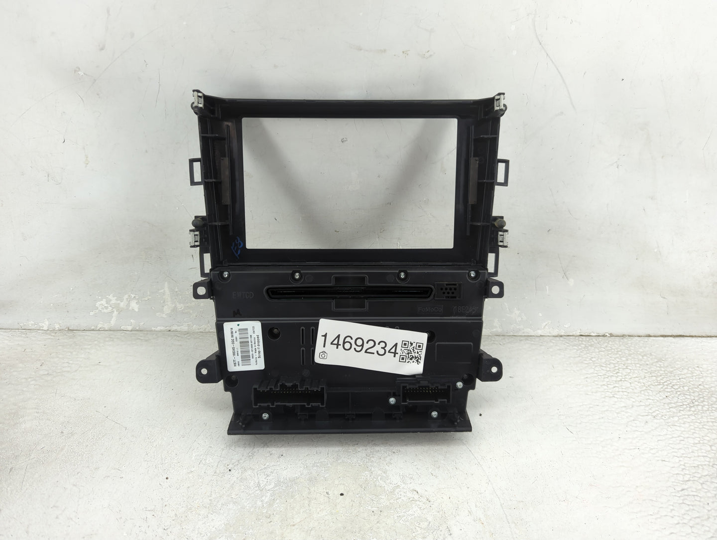 2017-2020 Ford Fusion Radio Control Panel 1469234 - Oemusedautoparts1.com