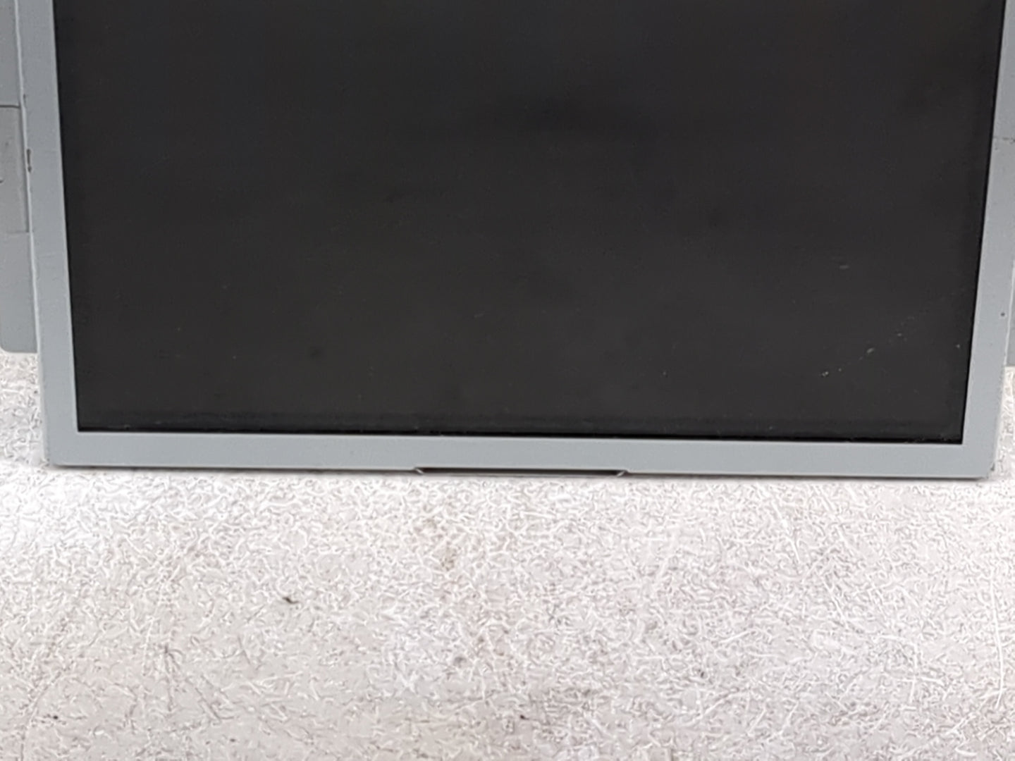 2017-2020 Ford Fusion Information Display Screen 1469572 - Oemusedautoparts1.com