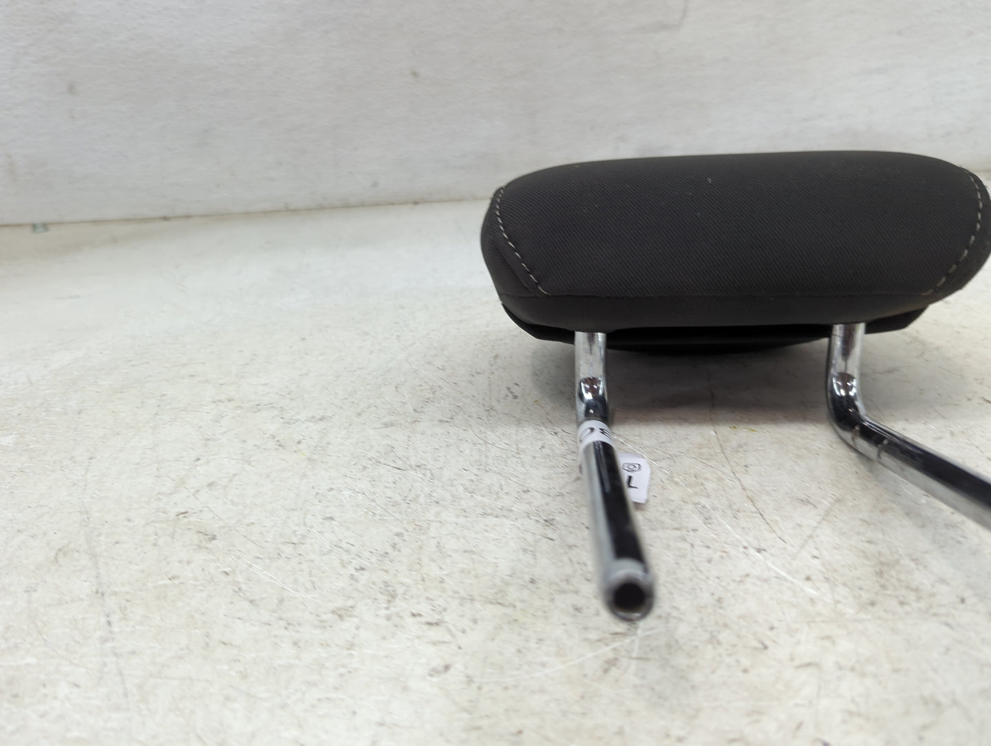 2018 Ford Fusion Headrest Head Rest Rear Seat Fits OEM Used Auto Parts - Oemusedautoparts1.com