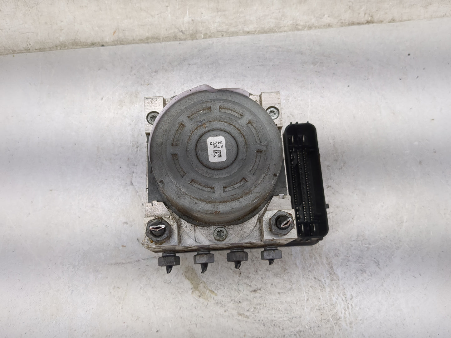 2017-2018 Ford Fusion ABS Pump Control Module Replacement P/N:HG9C-2B373-BH 25.0220-0744.4 Fits Fits 2017 2018 OEM Used Auto