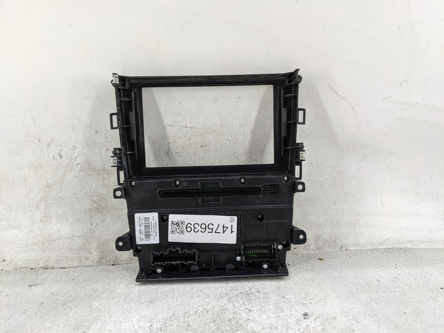 2017-2020 Ford Fusion Radio Control Panel 1475639 - Oemusedautoparts1.com