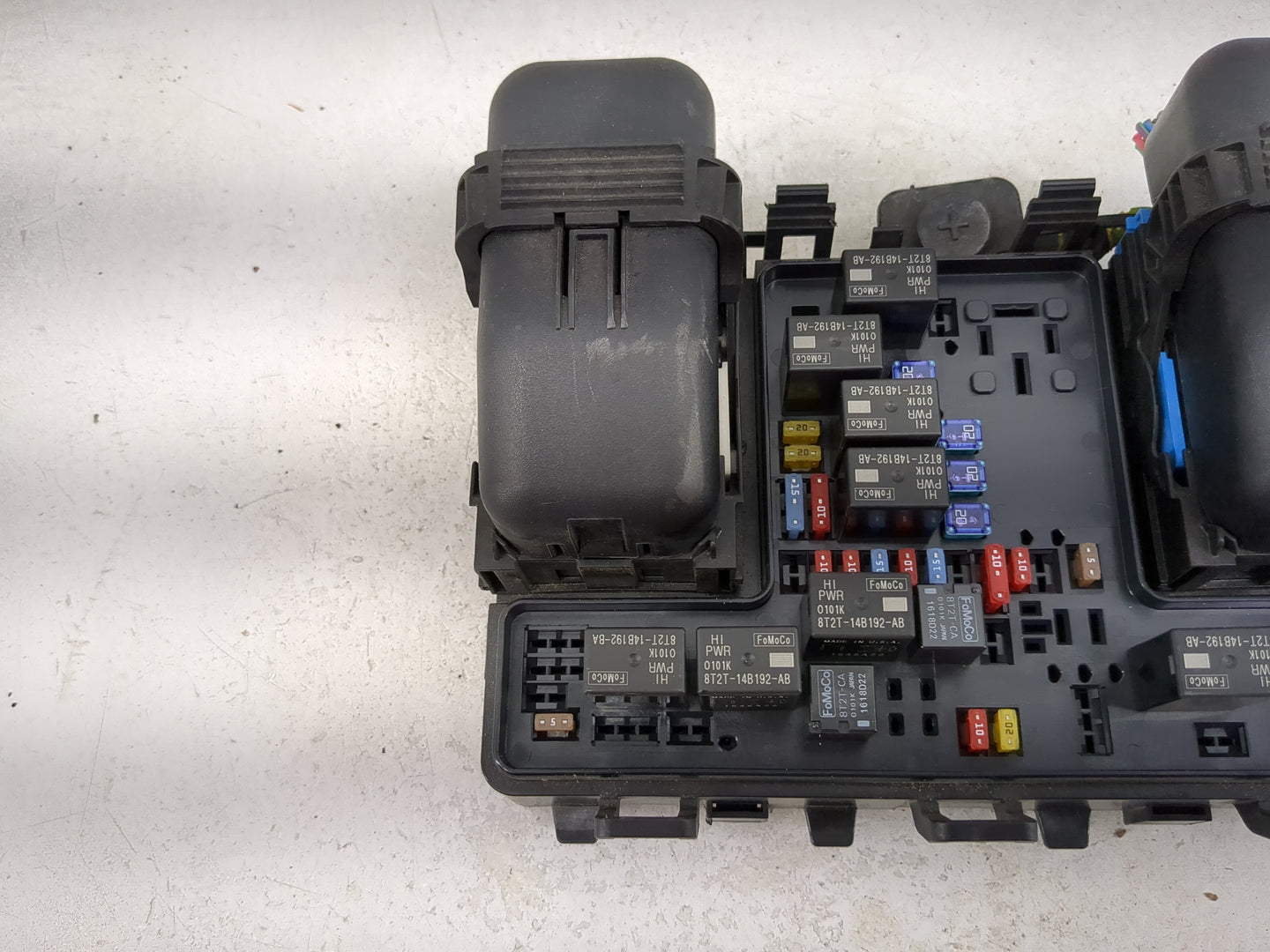 2017-2020 Ford Fusion Fusebox Fuse Box Panel Relay Module P/N:G2GT14A075AA 8T2T-14B192-AB Fits Fits 2017 2018 2019 2020 OEM 