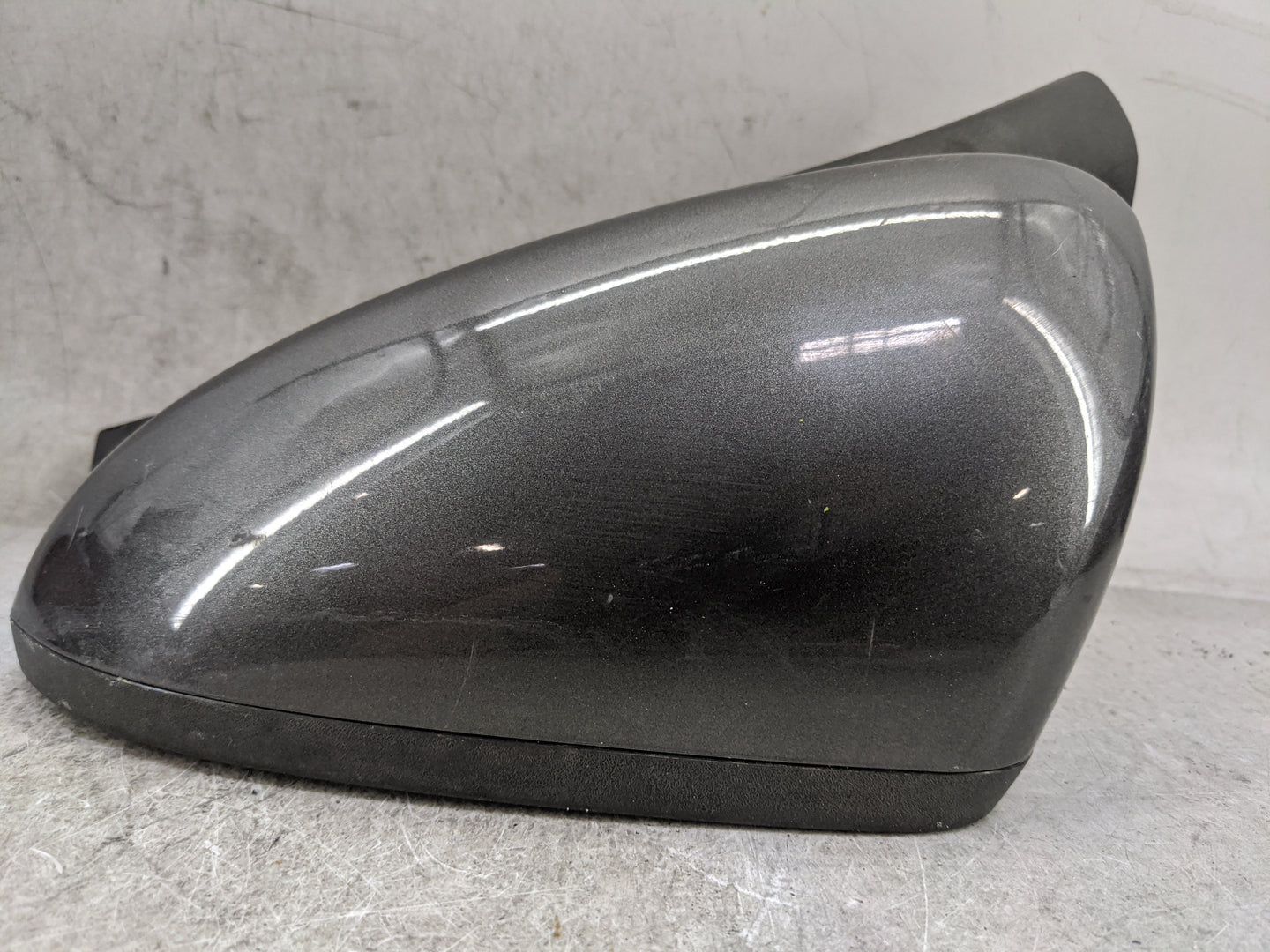 2016-2020 Ford Fusion Driver Side View Mirror - Left Door Mirror OEM Used - Oemusedautoparts1.com