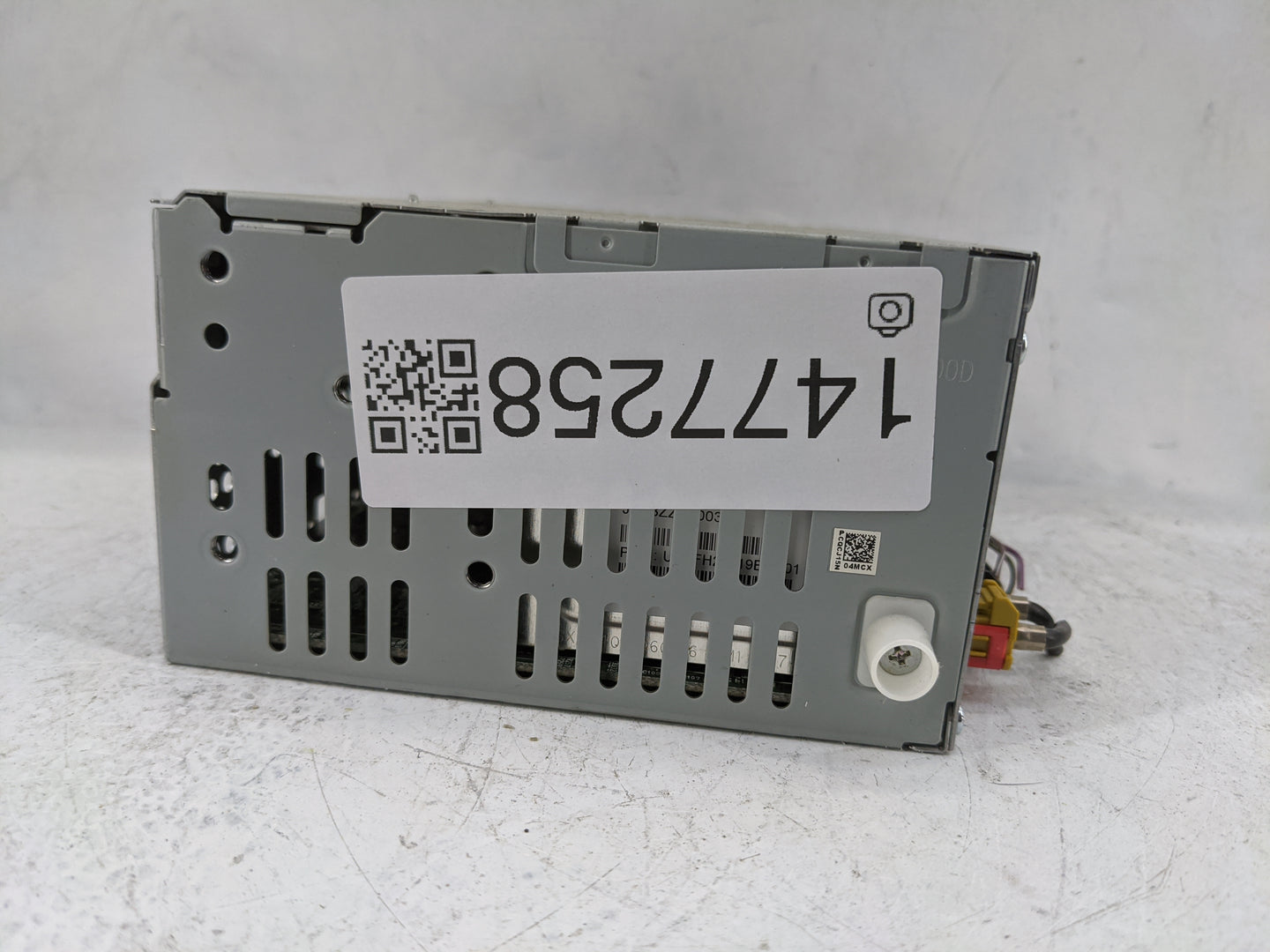2017-2020 Ford Fusion Radio AM FM Cd Player Receiver Replacement P/N:FS7T-19C107-YD CQ-CJ15N04MC Fits Fits 2017 2018 2019 20