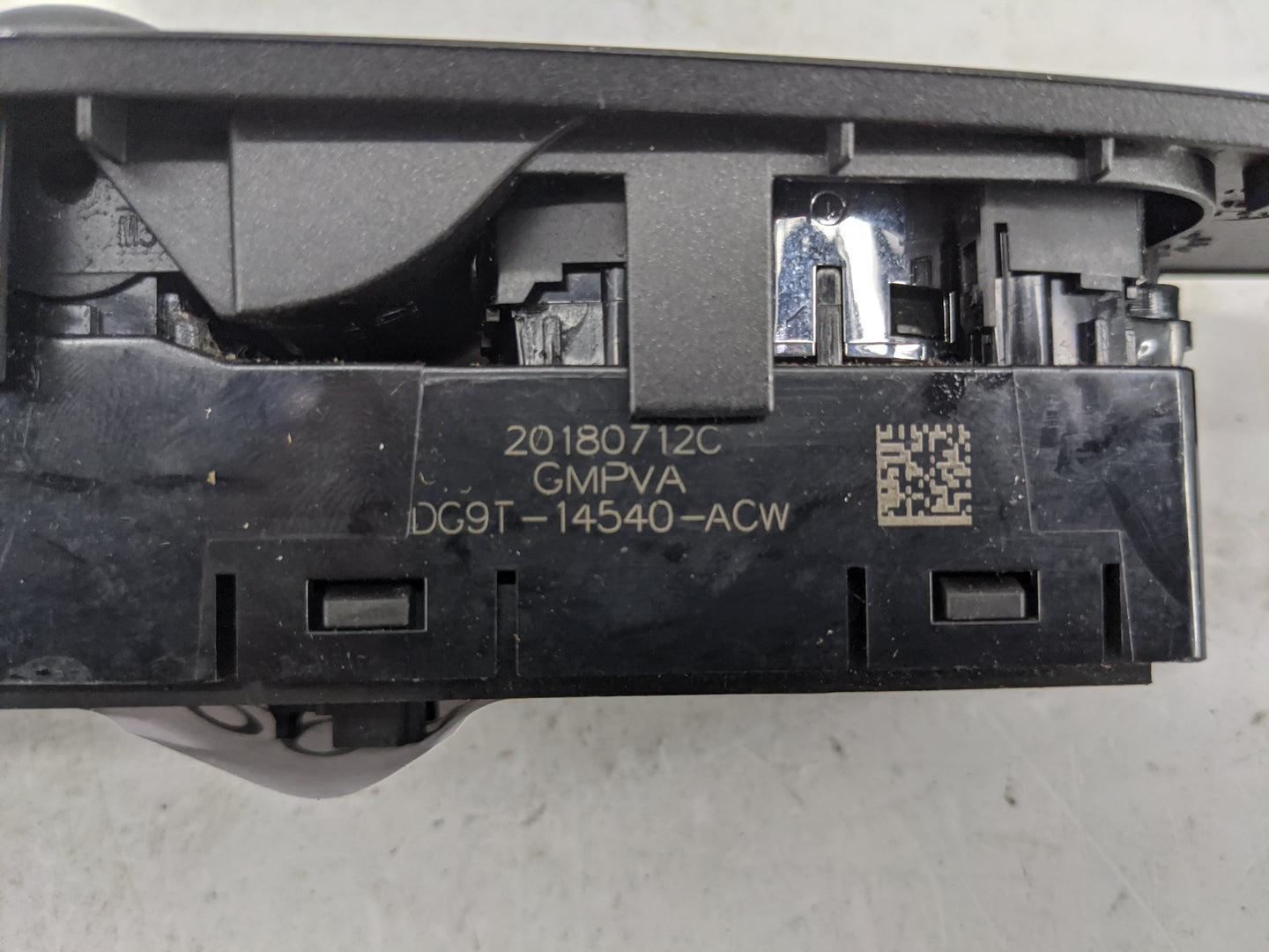 2013-2020 Ford Fusion Master Power Window Switch Replacement Driver Side Left P/N:DG9T-14540-ACW Fits OEM Used Auto Parts - 