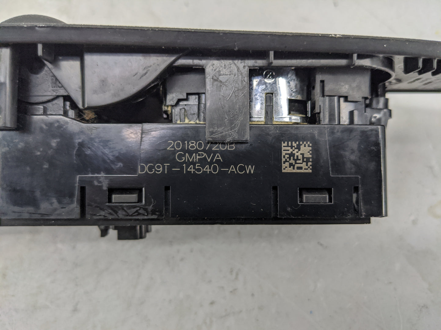 2013-2020 Ford Fusion Master Power Window Switch Replacement Driver Side Left P/N:DG9T-14540-ACW Fits OEM Used Auto Parts - 