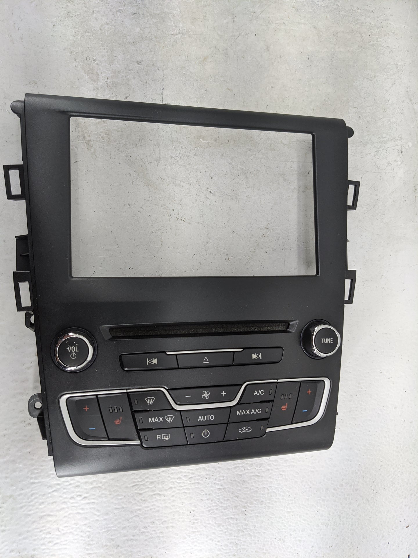 2017-2020 Ford Fusion Radio Control Panel 1483038 - Oemusedautoparts1.com