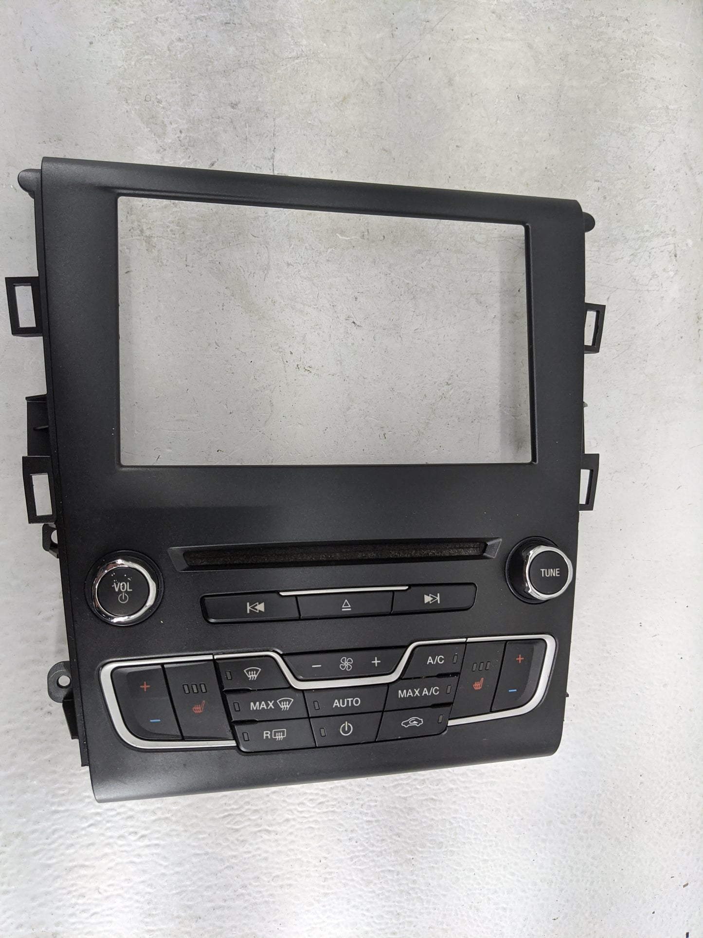 2017-2020 Ford Fusion Radio Control Panel 1483038 - Oemusedautoparts1.com