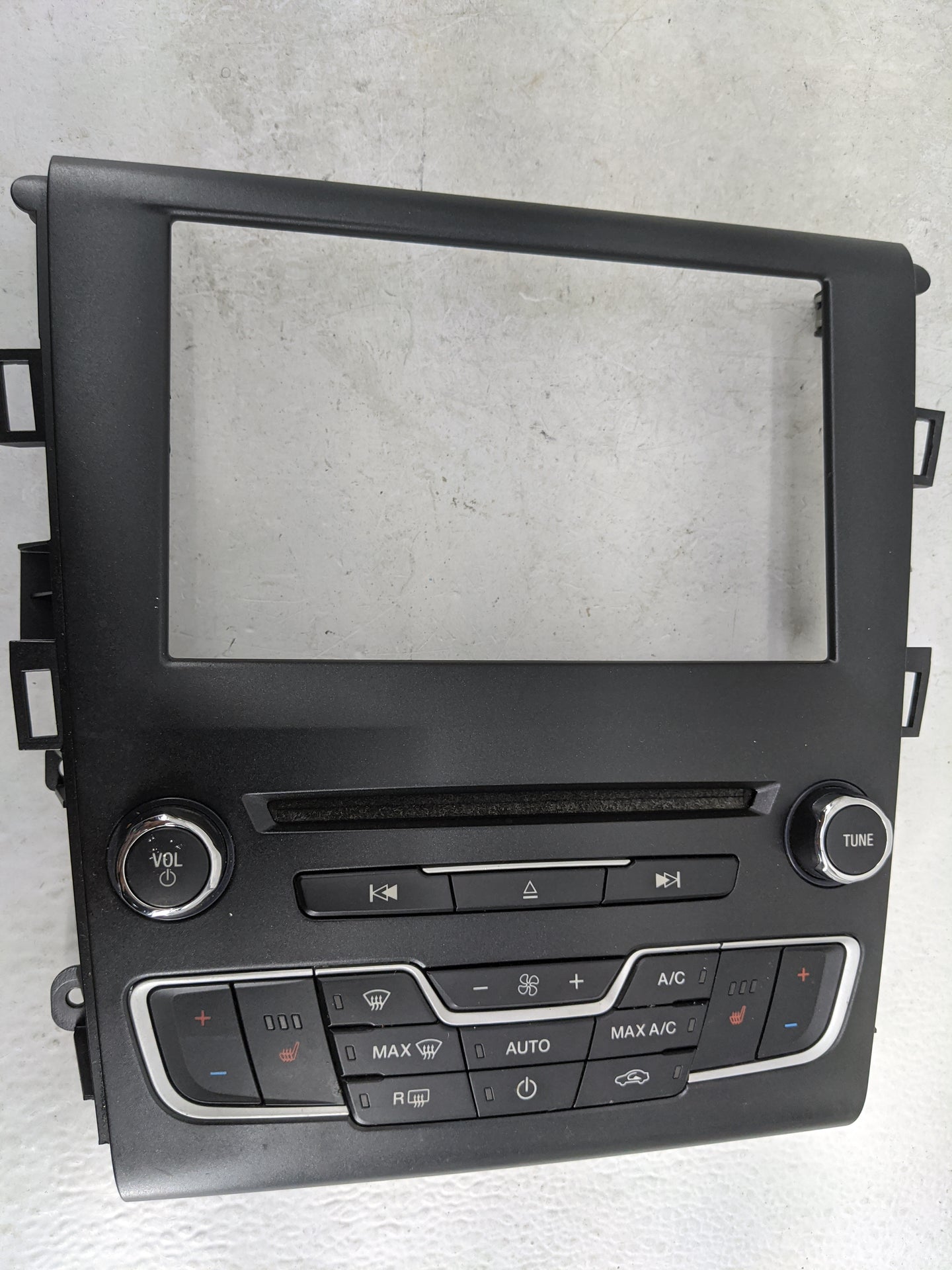 2017-2020 Ford Fusion Radio Control Panel 1483038 - Oemusedautoparts1.com