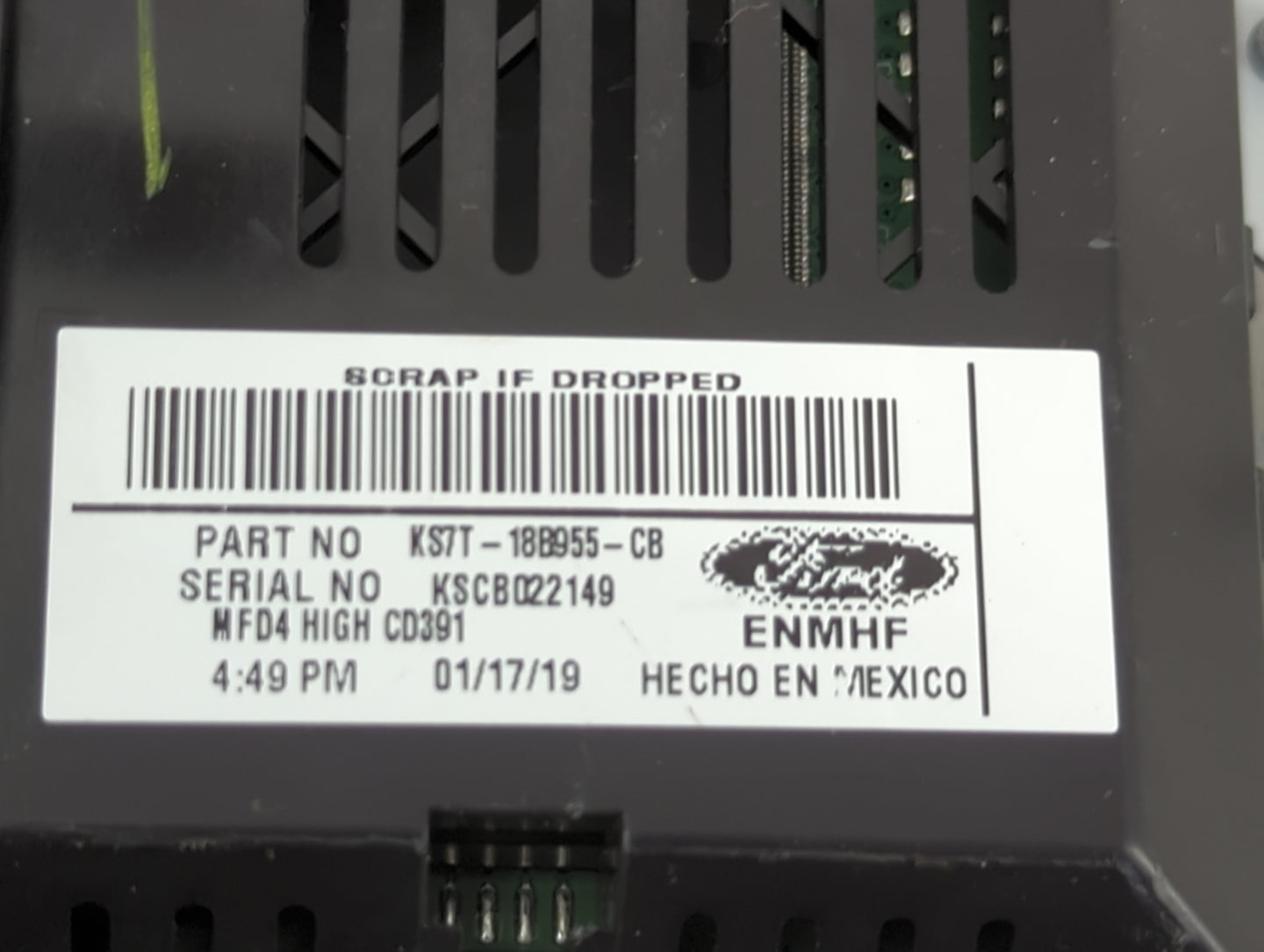 2017-2020 Ford Fusion Information Display Screen 1487125 - Oemusedautoparts1.com
