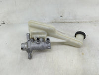 2017-2020 Ford Fusion Brake Master Cylinder 1490129 - Oemusedautoparts1.com