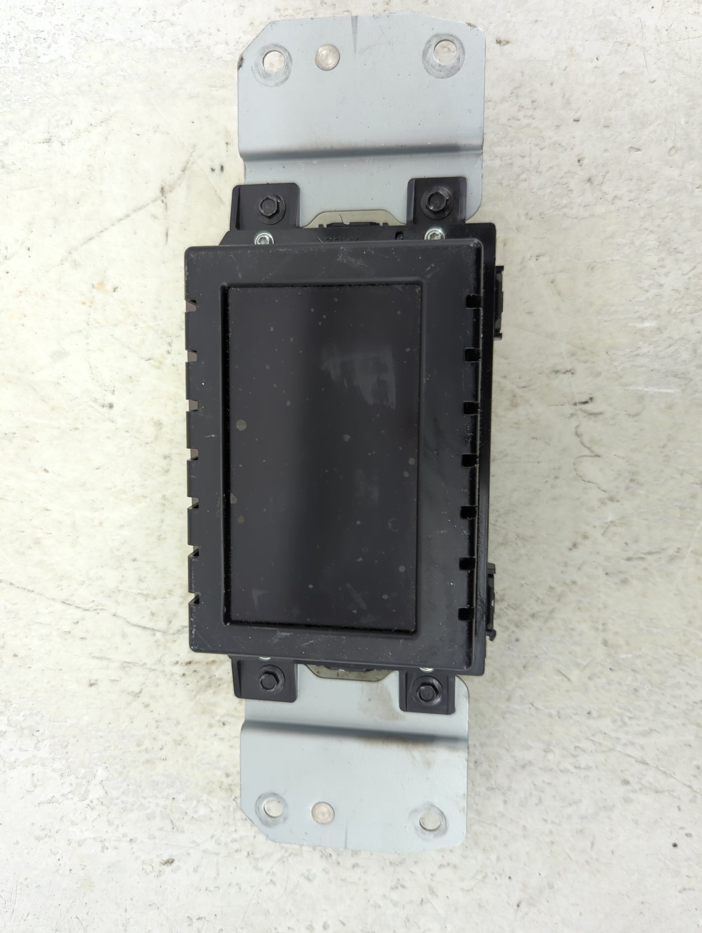 2017-2020 Ford Fusion Information Display Screen 1494716 - Oemusedautoparts1.com