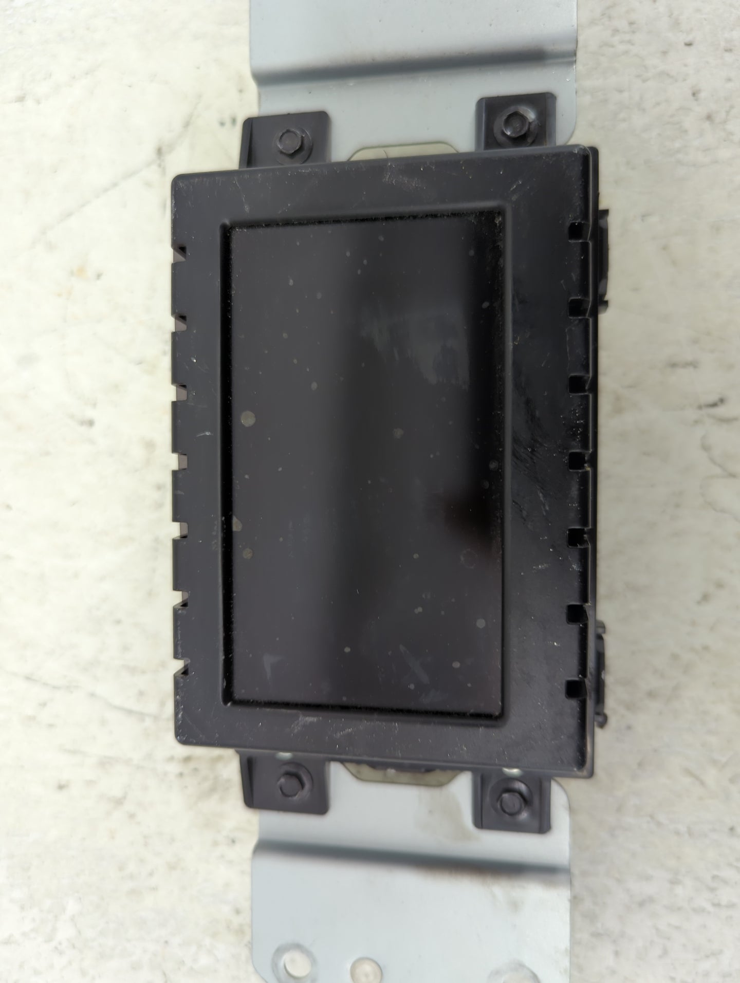 2017-2020 Ford Fusion Information Display Screen 1494716 - Oemusedautoparts1.com