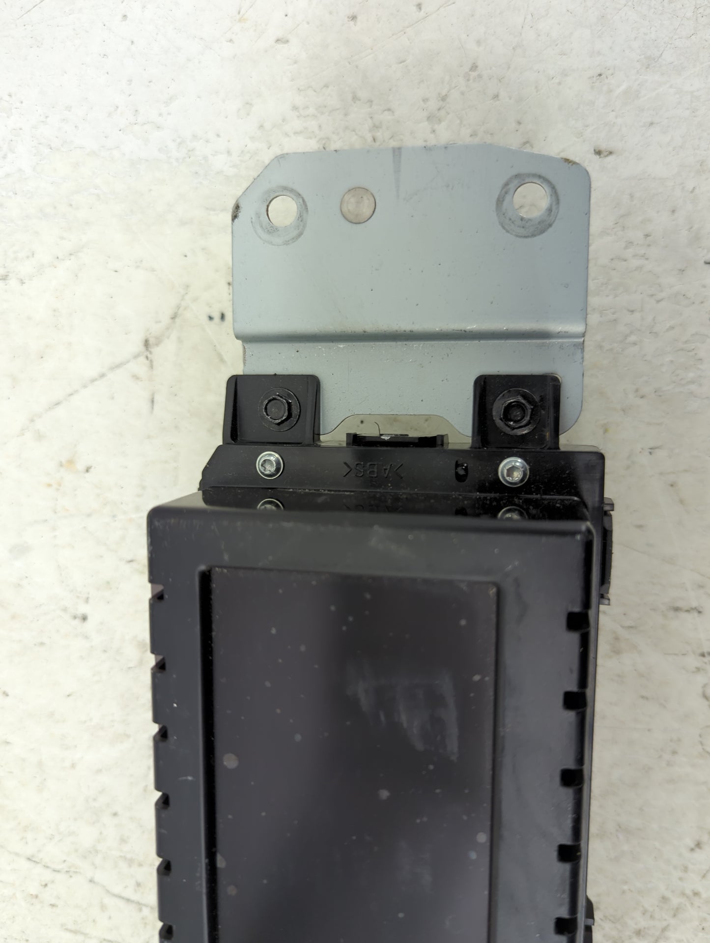 2017-2020 Ford Fusion Information Display Screen 1494716 - Oemusedautoparts1.com