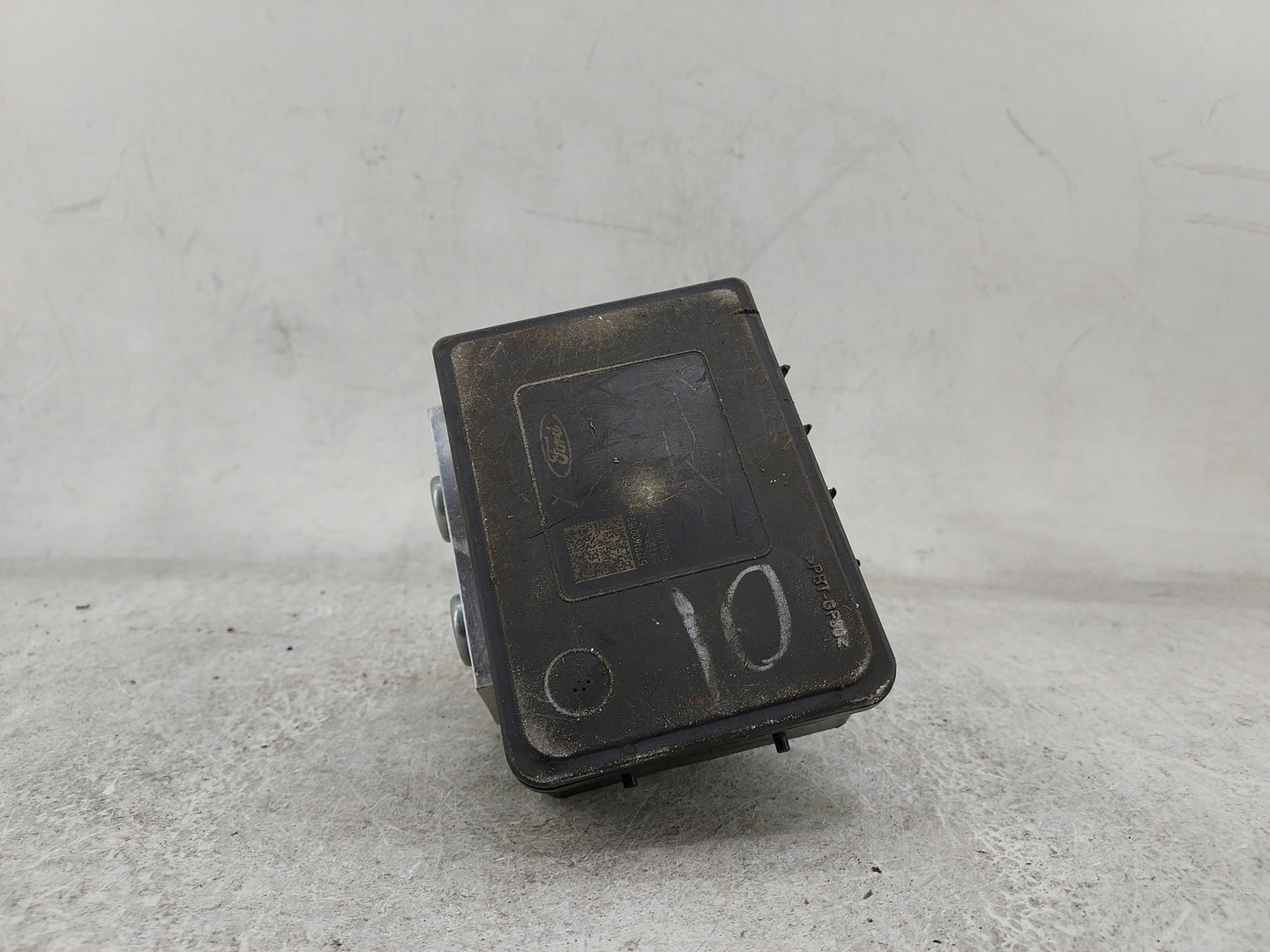 2017-2018 Ford Fusion ABS Pump Control Module Replacement P/N:HG9C-2B373-AH 25.0220-0743.4 Fits Fits 2017 2018 OEM Used Auto