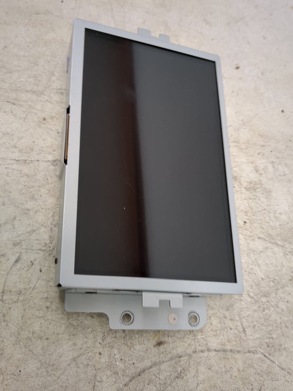 2017-2020 Ford Fusion Information Radio Display Screen 1516921 - Oemusedautoparts1.com