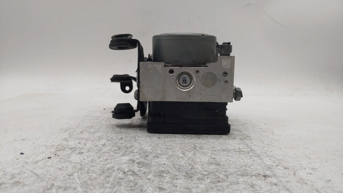 2017-2018 Ford Fusion Anti-Lock Brake ABS Pump Module Actuator OEM P/N:HG9C-2B373-AH HG9C-2B373-CF Fits Fits 2017 2018 OEM U