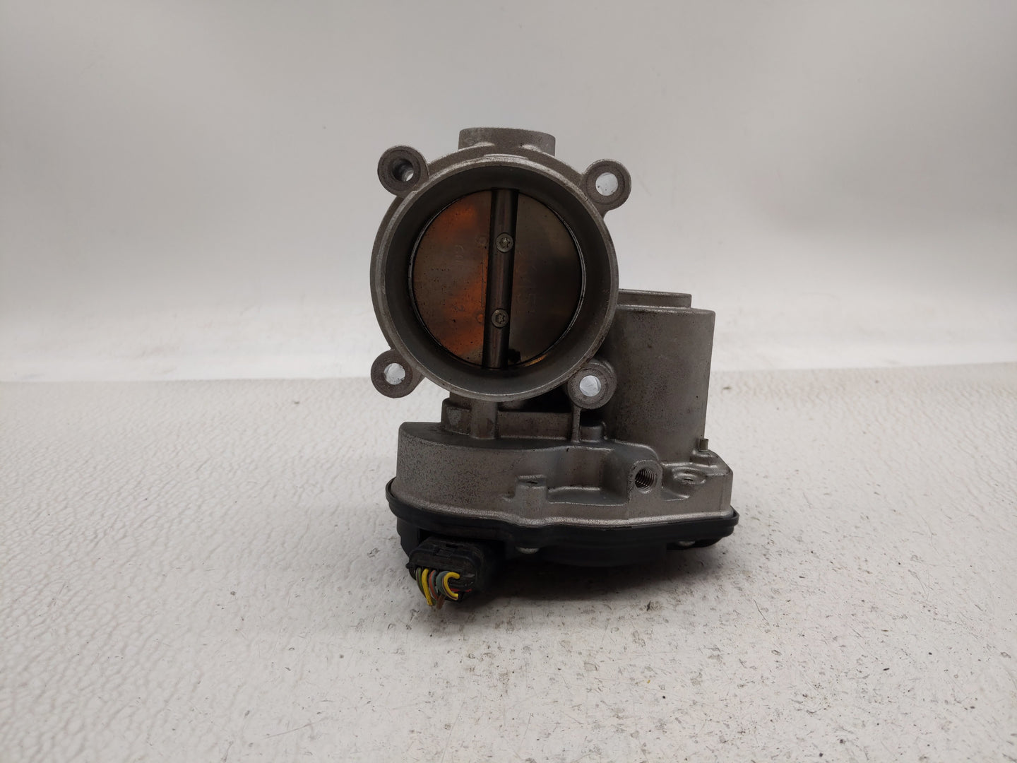 2013-2019 Ford Fusion Throttle Body P/N:DS7E-9F991-AK DS7E-9F991-AD Fits Fits 2013 2014 2015 2016 2017 2018 2019 2020 OEM Us