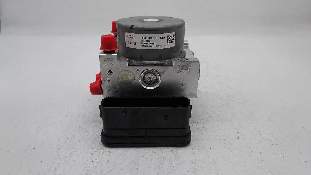 2017-2018 Ford Fusion ABS Pump Control Module Replacement P/N:HG9C-2B373-BG HG9C-2C219-LG, HG9C-2B373-BH Fits Fits 2017 2018