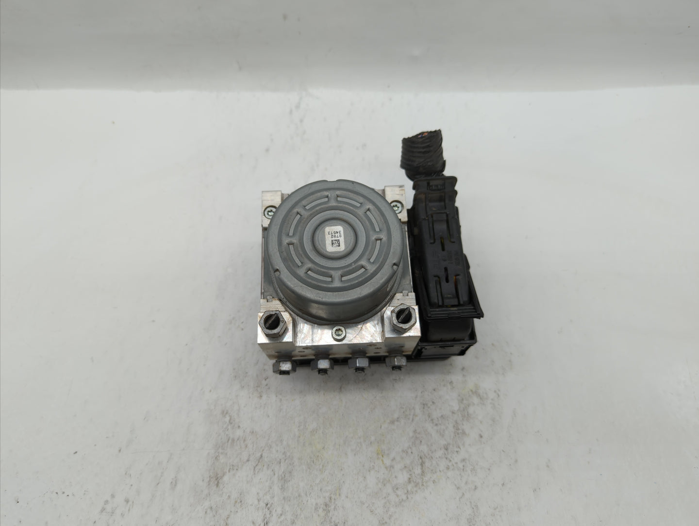 2017-2018 Ford Fusion ABS Pump Control Module Replacement P/N:HG9C-2B373-BG HG9C-2C219-LG, HG9C-2B373-BH Fits Fits 2017 2018