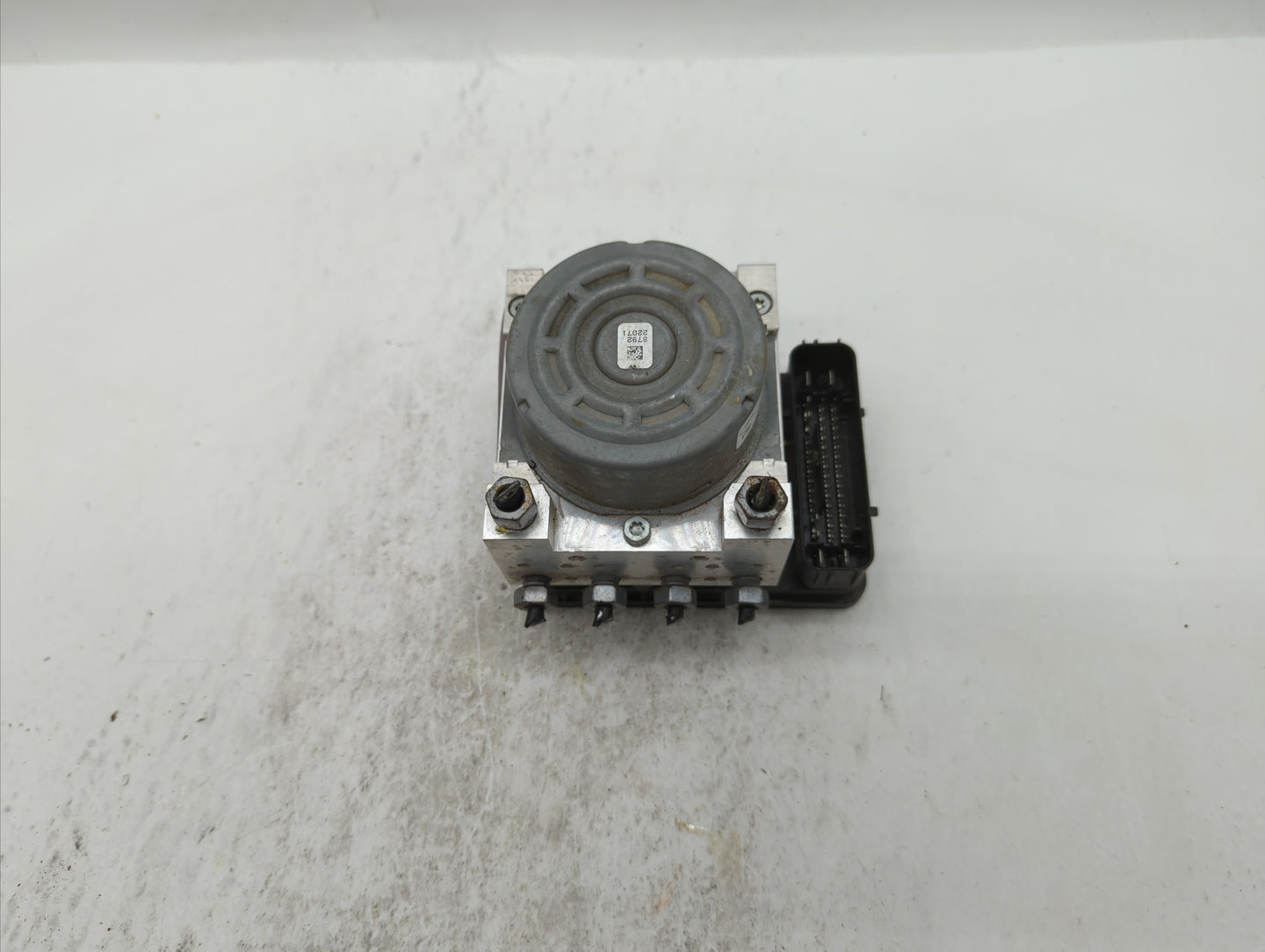 2017-2018 Ford Fusion ABS Pump Control Module Replacement P/N:HG9C-2B373-AH HG9C-2B373-CF, HG9C-2C219-MF Fits Fits 2017 2018