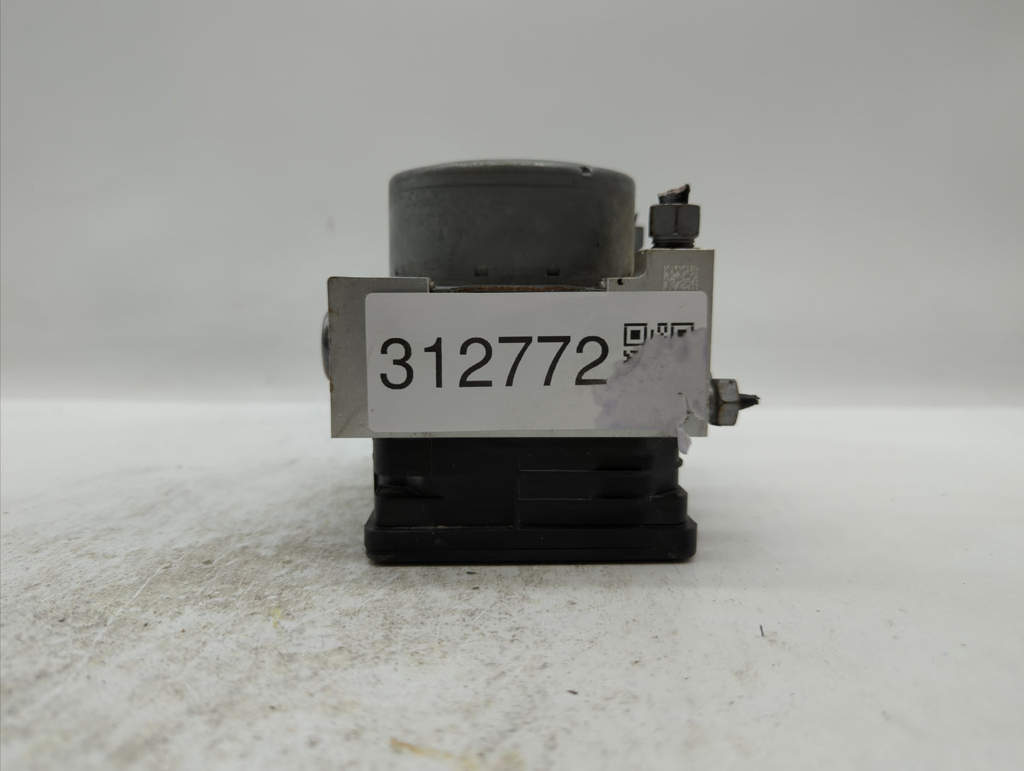 2017-2018 Ford Fusion ABS Pump Control Module Replacement P/N:HG9C-2B373-AH HG9C-2B373-CF, HG9C-2C219-MF Fits Fits 2017 2018