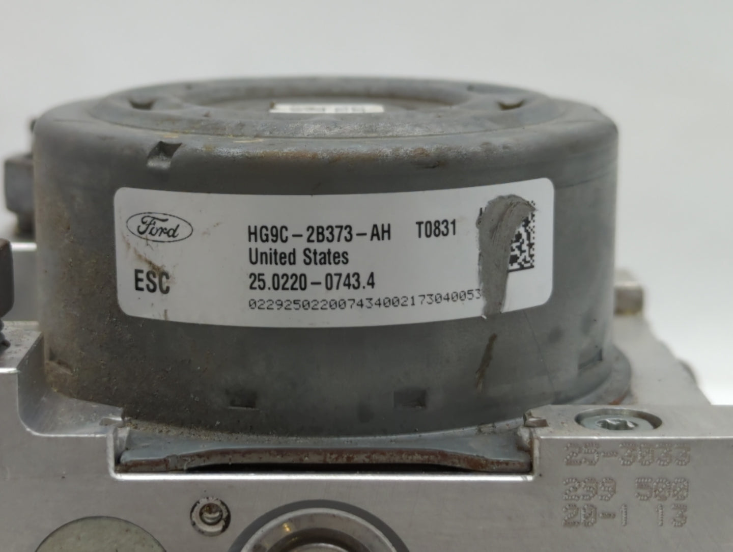 2017-2018 Ford Fusion ABS Pump Control Module Replacement P/N:HG9C-2B373-AH HG9C-2B373-CF, HG9C-2C219-MF Fits Fits 2017 2018