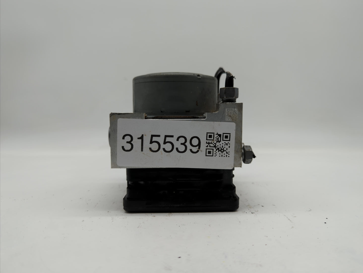 2017-2018 Ford Fusion ABS Pump Control Module Replacement P/N:HG9C-2B373-BG HG9C-2C219-LG, HG9C-2B373-BH Fits Fits 2017 2018