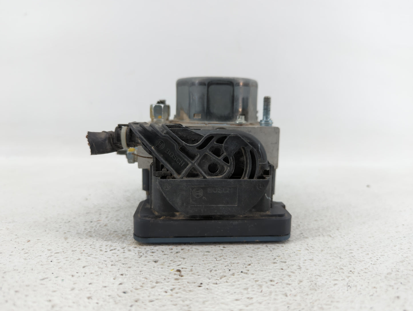 2018 Ford Fusion ABS Pump Control Module Replacement P/N:47660 3SG0A Fits OEM Used Auto Parts - Oemusedautoparts1.com