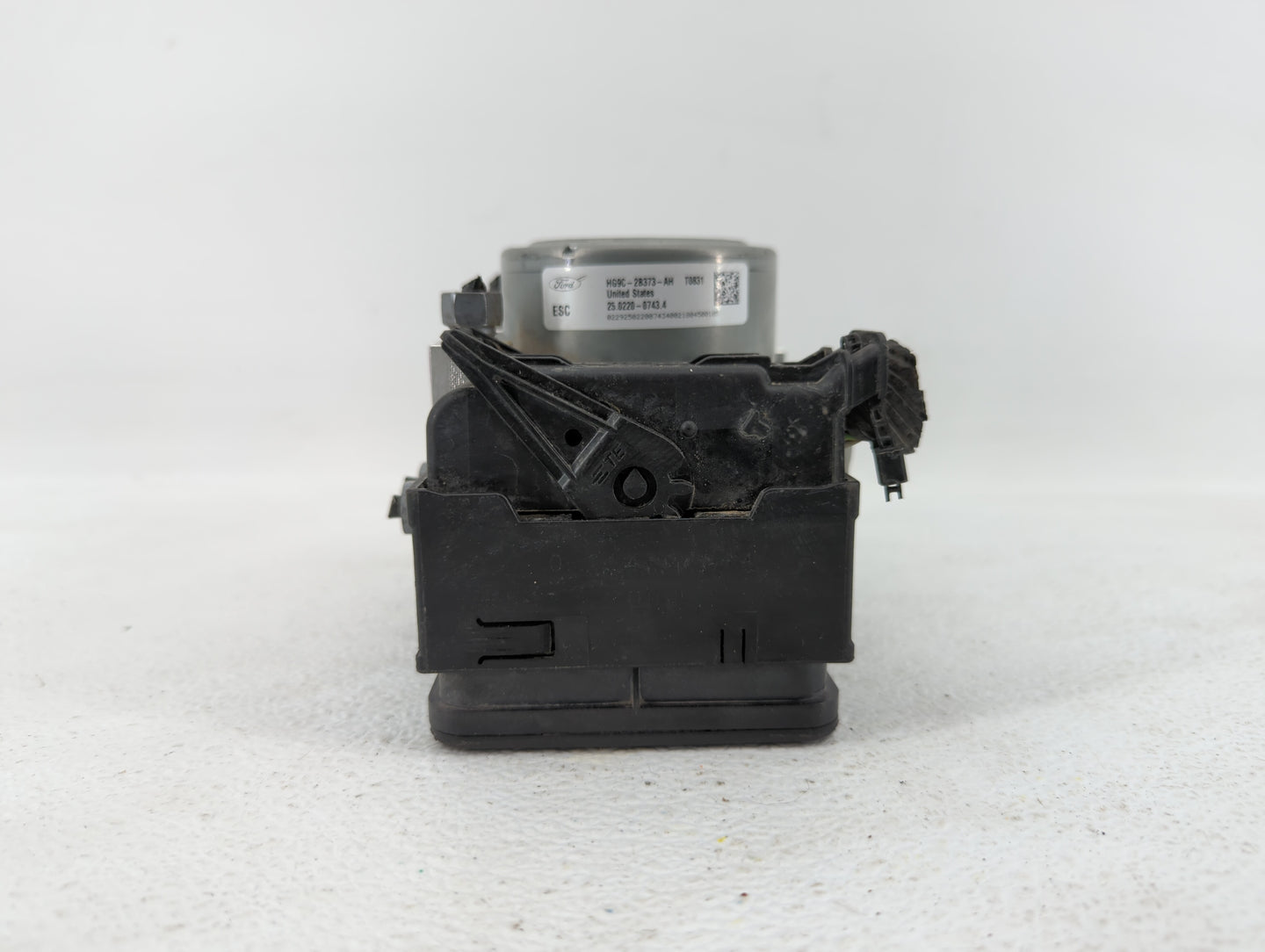 2017-2018 Ford Fusion ABS Pump Control Module Replacement P/N:HG9C-2B373-AH HG9C-2B373-CF, HG9C-2C219-MF Fits Fits 2017 2018
