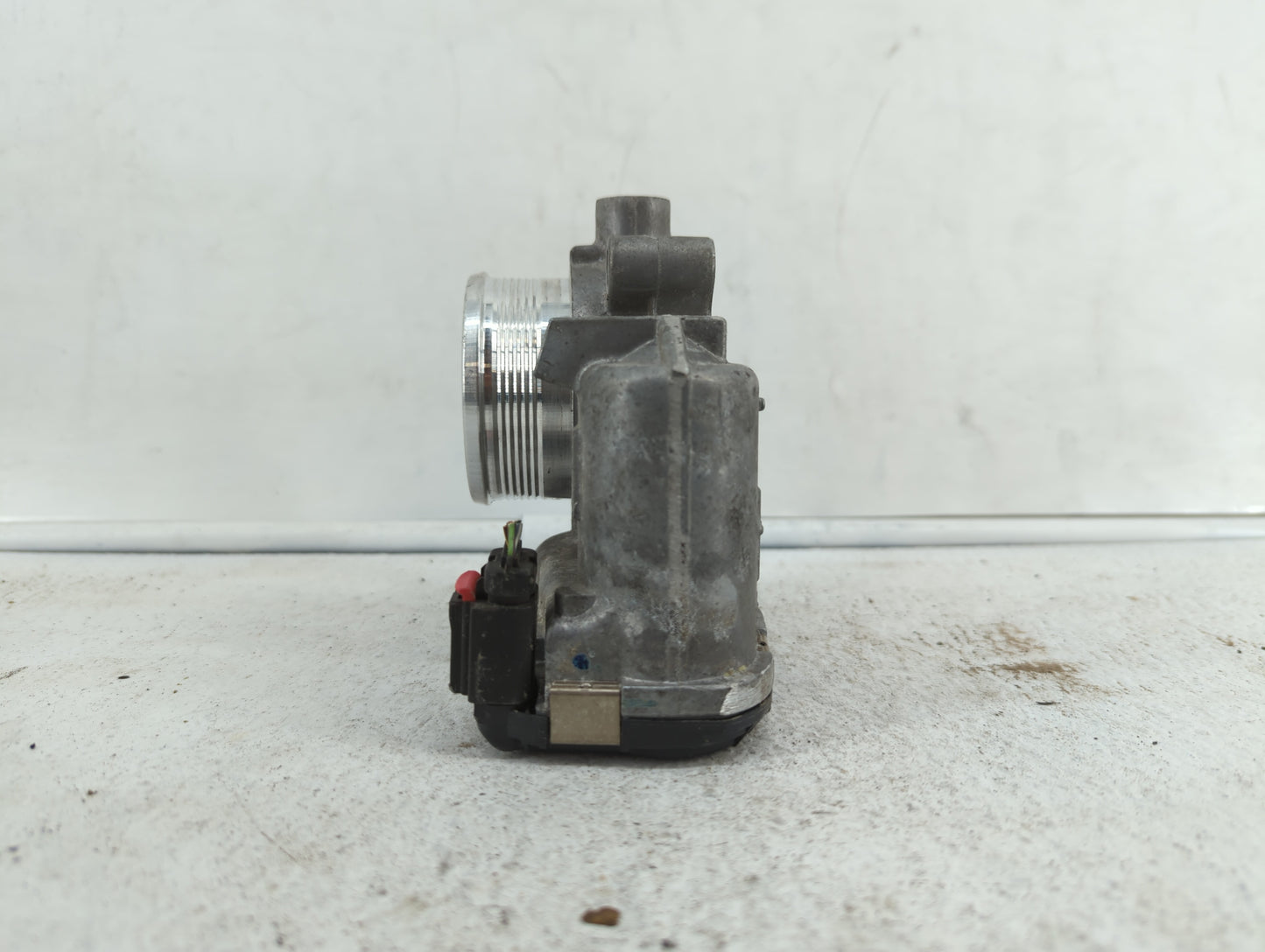 2014-2019 Ford Fusion Throttle Body P/N:0 280 750 566 DS7E-9F991-BB Fits Fits 2014 2015 2016 2017 2018 2019 OEM Used Auto Pa