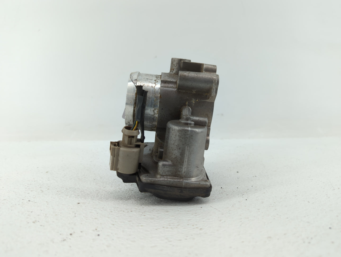 2014-2019 Ford Fusion Throttle Body P/N:50989011 DS7G-9F991-BB, DS7G-9E991-BB Fits Fits 2014 2015 2016 2017 2018 2019 OEM Us