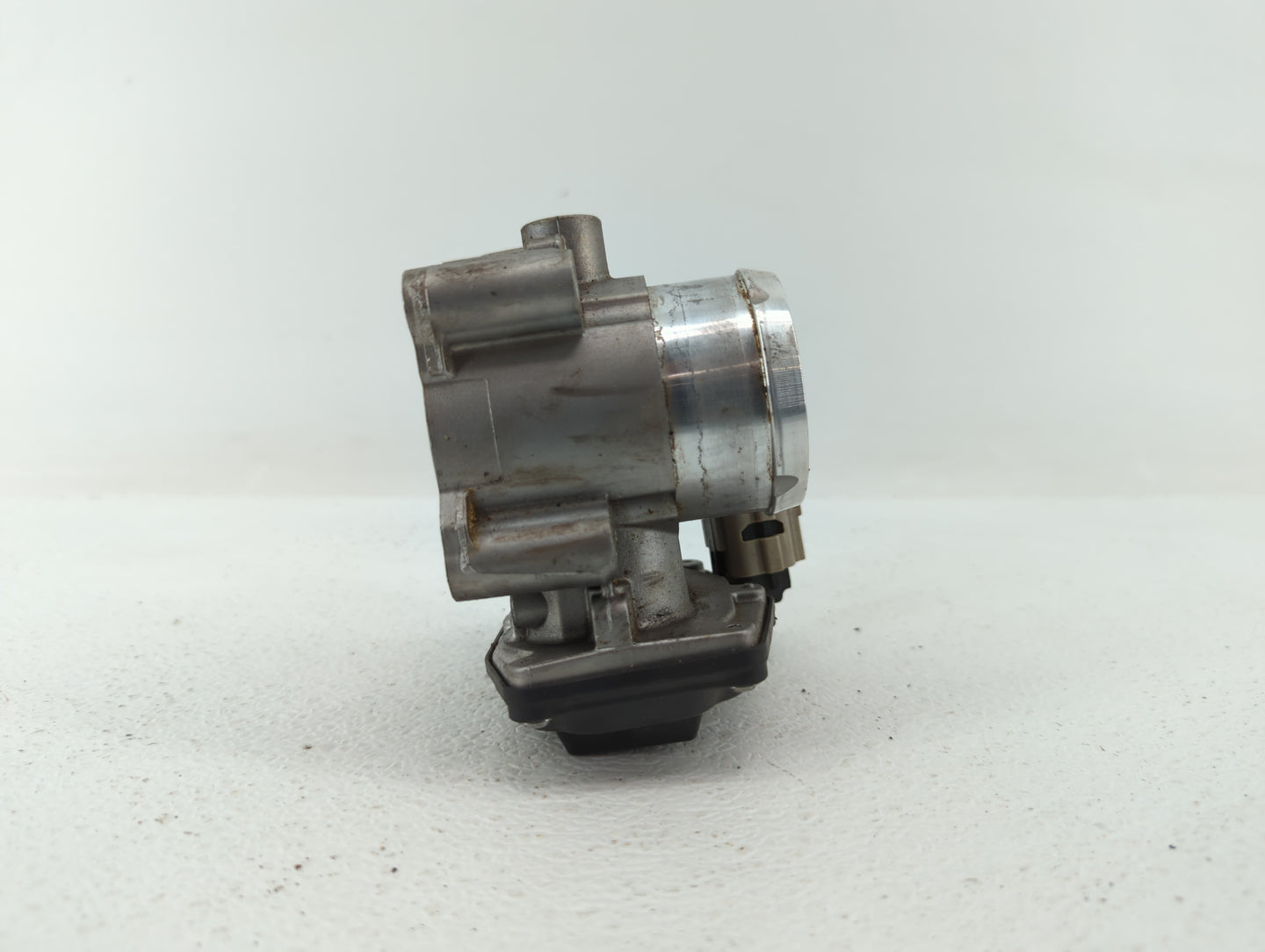 2014-2019 Ford Fusion Throttle Body P/N:50989011 DS7G-9F991-BB, DS7G-9E991-BB Fits Fits 2014 2015 2016 2017 2018 2019 OEM Us