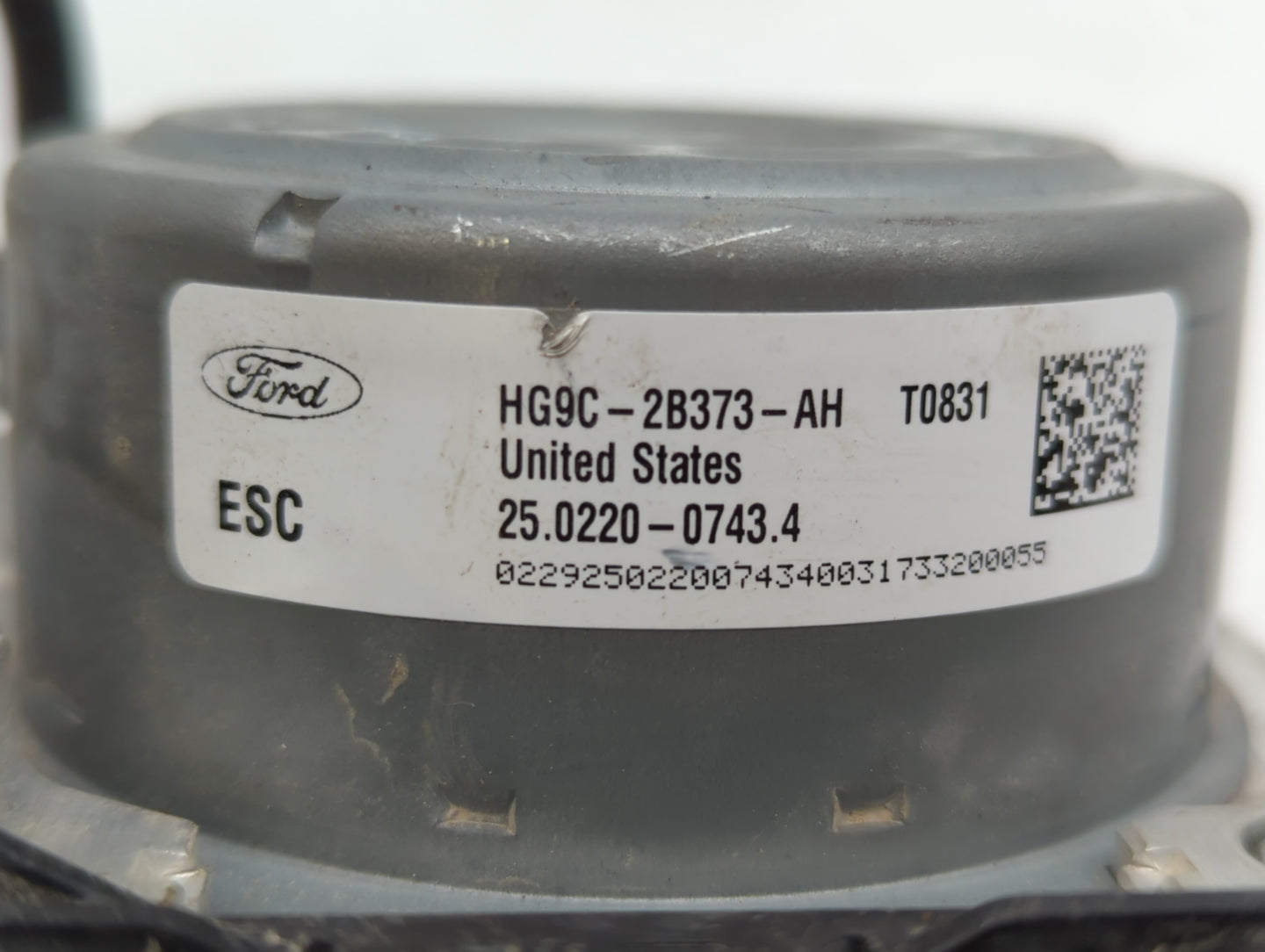 2017-2018 Ford Fusion ABS Pump Control Module Replacement P/N:HG9C-2B373-AH HG9C-2B373-CF, HG9C-2C219-MF Fits Fits 2017 2018
